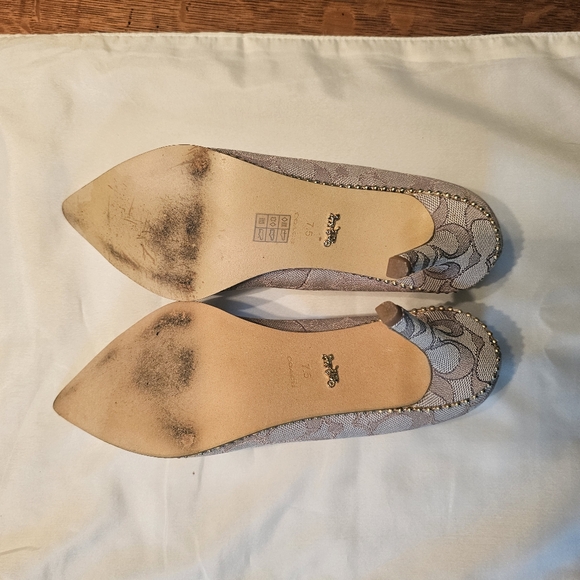 Coach Stone Waverly Pumps - Picture 5 of 6